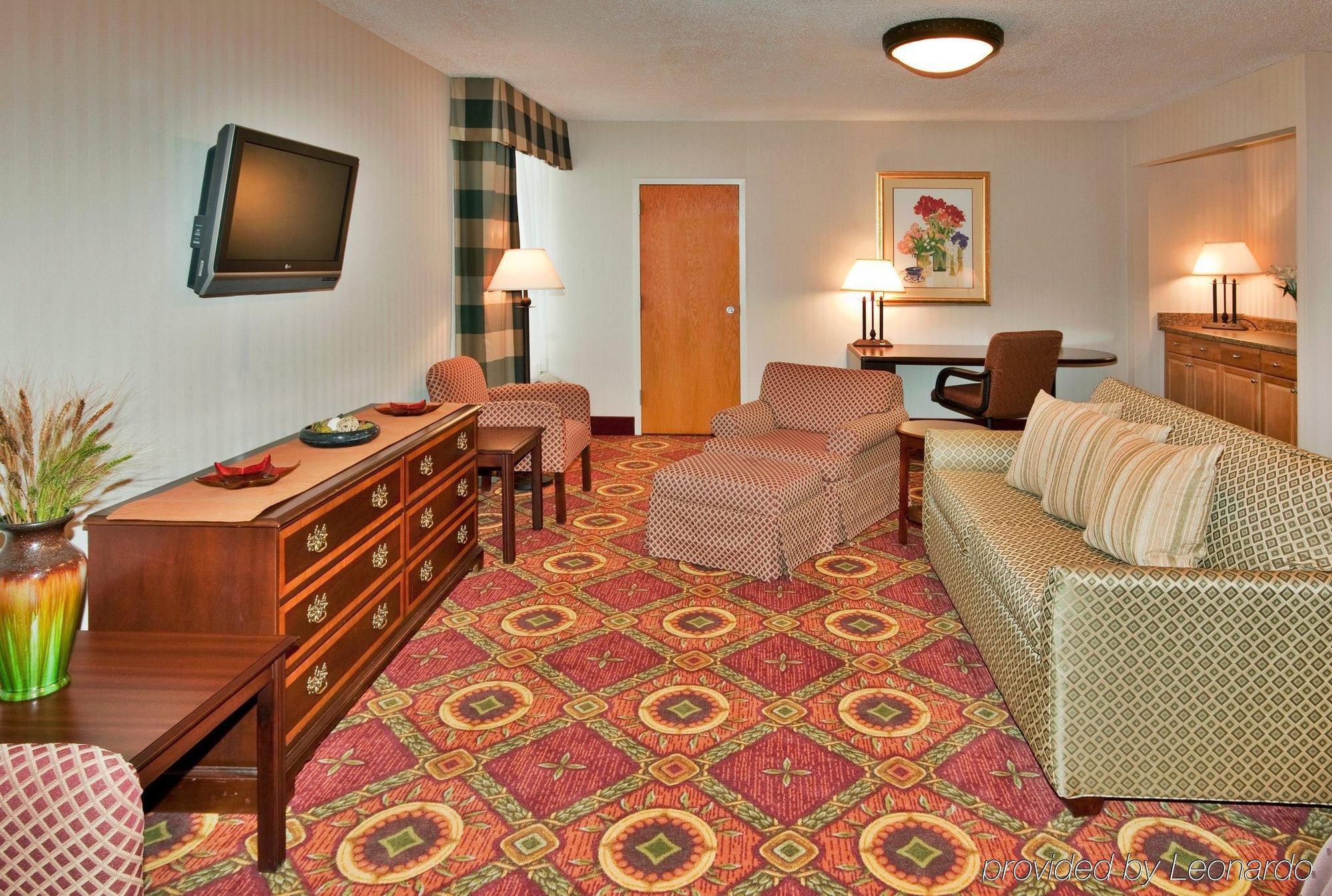 Ramada Plaza Rochester Airport Dış mekan fotoğraf