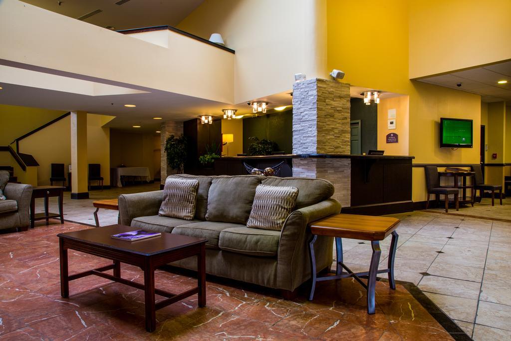Ramada Plaza Rochester Airport Dış mekan fotoğraf