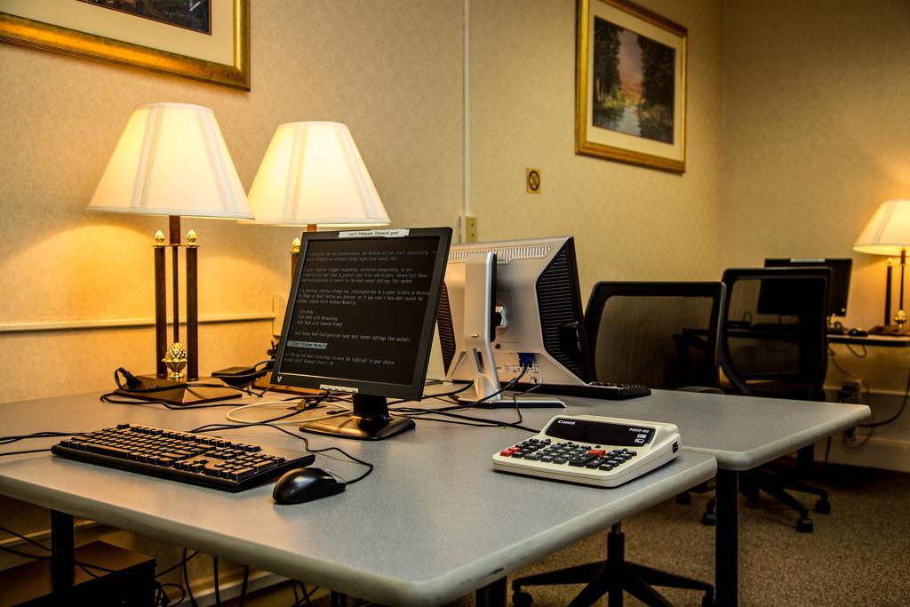 Ramada Plaza Rochester Airport Dış mekan fotoğraf