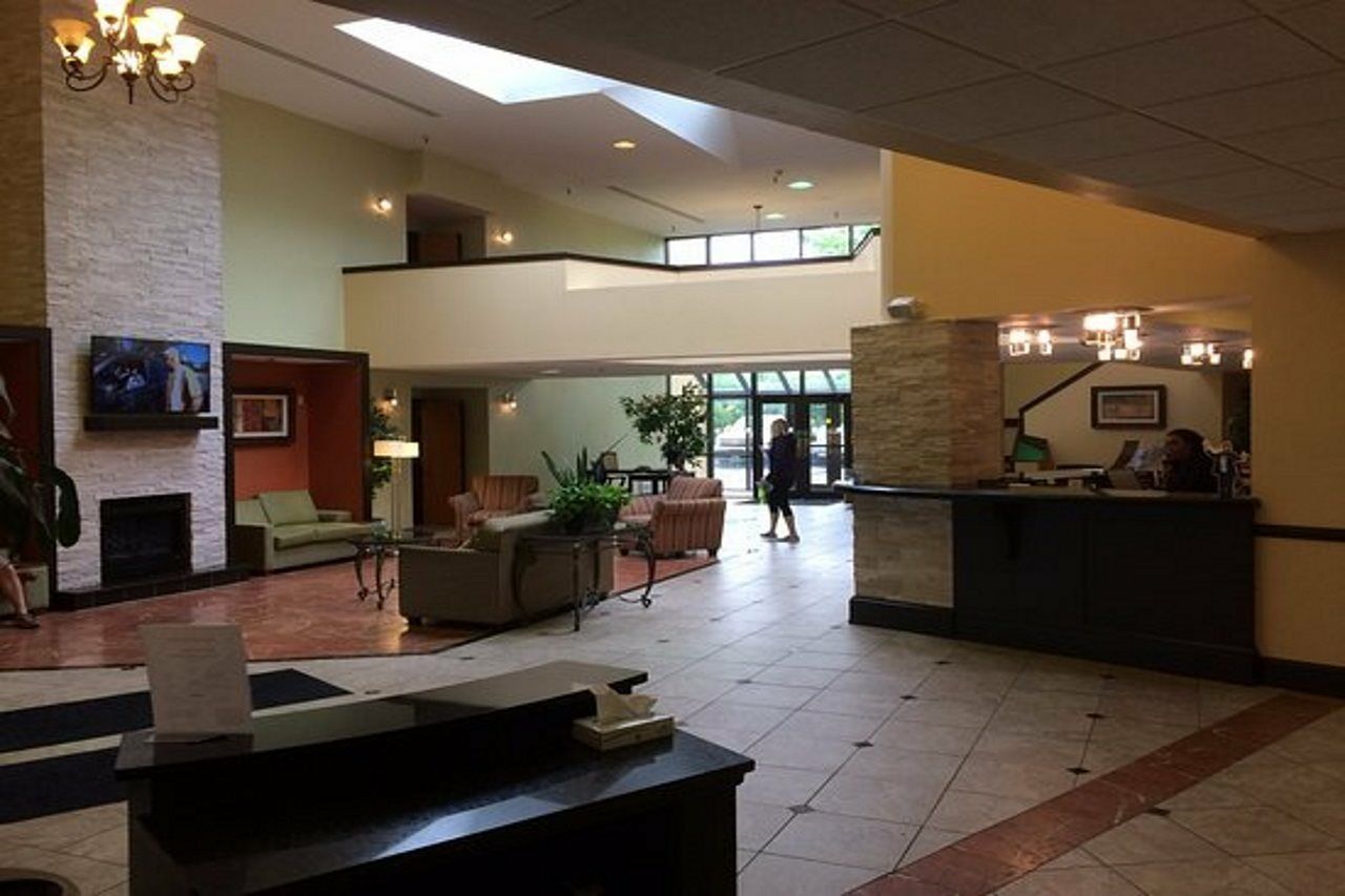 Ramada Plaza Rochester Airport Dış mekan fotoğraf